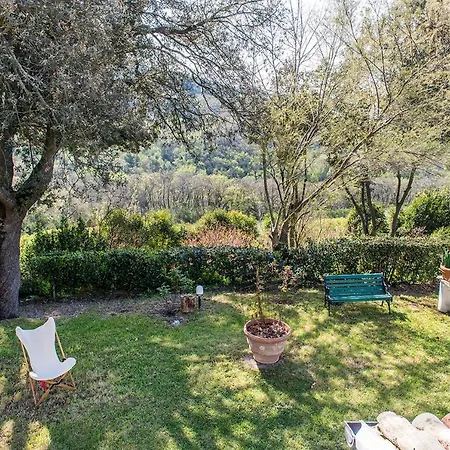 Casale Della Luna Lägenhet