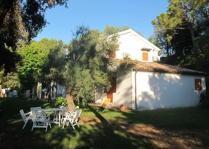 Casale Della Luna Διαμέρισμα *